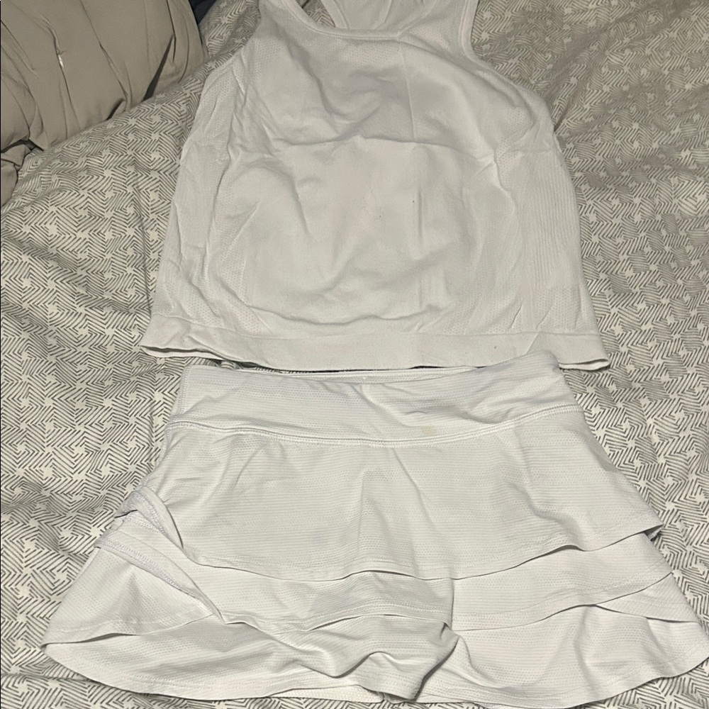 Athleta Girls White Athletic Top & Skort Set - XS/6